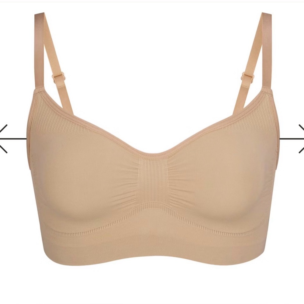 SKIMS Beige Seamless Bra